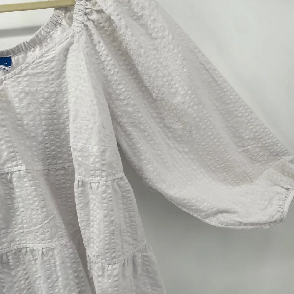 Old Navy Tiered Empire Top Women 2X White Seersucker Puff Sleeve V-Neck Blouse
